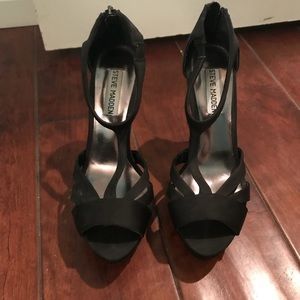 Steve Madden pumps